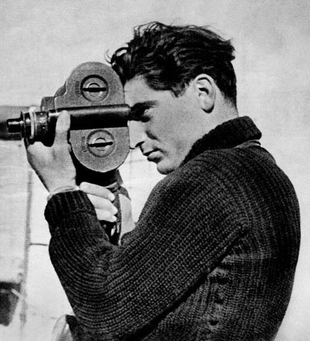 Chuyện về những phóng viên ảnh nổi tiếng mọi thời đại - 12 Chân dung Robert Capa