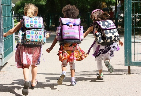 Cầu vồng đôi xuất hiện sau cơn mưa rào ở thành phố Stockholm, Thụy Điển.