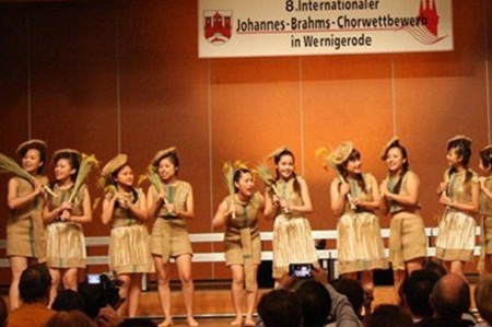 Việt Nam đoạt giải Vàng tại Liên hoan hợp xướng quốc tế - 2 Việt Nam đoạt giải Vàng tại Liên hoan hợp xướng quốc tế