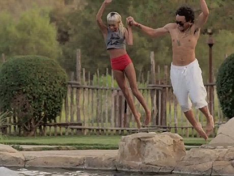 Cô bé Willow có lẽ đang quyết tâm thay đổi hình ảnh của mình.