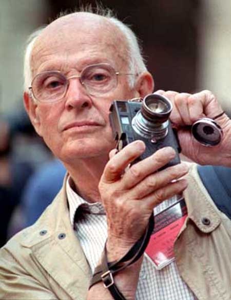 Chuyện về những phóng viên ảnh nổi tiếng mọi thời đại - 4 Chân dung phóng viên ảnh Henri Cartier-Bresson