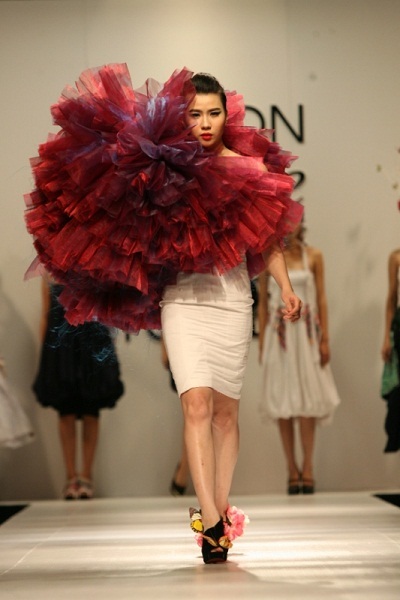 BST “Bon-Sai” của Nguyễn Huyền Trang: