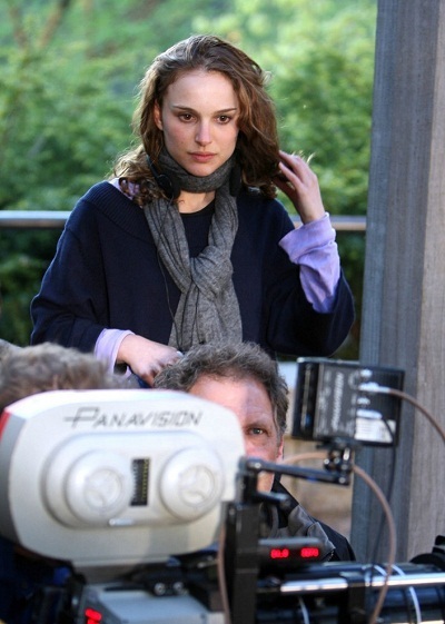 Natalie Portman đạo diễn phim đầu tay ở quê hương Israel - 2 Natalie Port trong một vai trò mới - đạo diễn phim truyện nhựa.