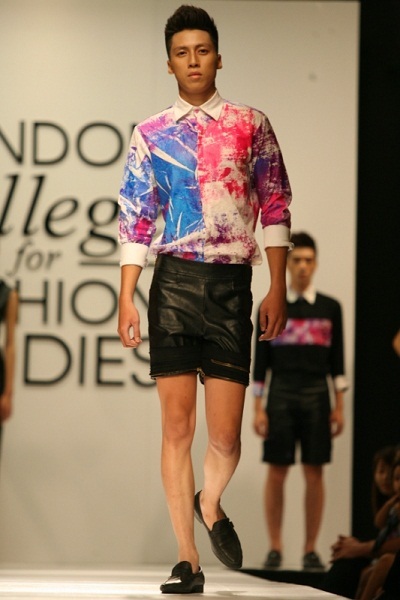 BST “Chuyến bay” của Quản Thùy Chi: