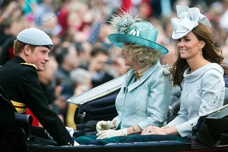 Những khoảnh khắc đẹp của "bông hồng mới nước Anh" - 8 Tháng 7/2011, Kate Middleton khoe tài nấu nướng trong gian bếp khách sạn ở Quebec, Canada.