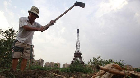 Paris hoa lệ của Trung Quốc được ví như thành phố ma - 4 Dự án được phát triển bởi công ty bất động sản