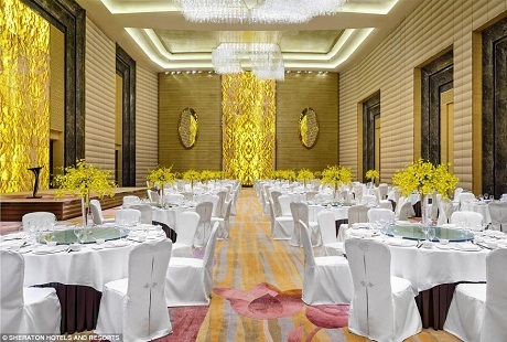 Khách sạn đẹp nhất Trung Quốc - 13 Phòng Grand Ballroom với diện tích đủ cho một cuộc hội nghị hoặc chiêu đãi quy mô lớn.