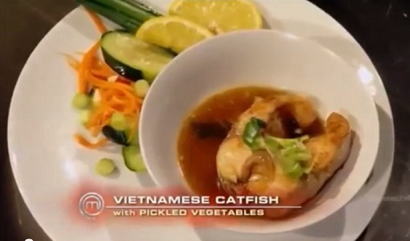 Hủ tiếu Việt Nam trở thành "đề bài" trong cuộc thi Vua đầu bếp Mỹ - 18 Có thể kể tới món cá kho tộ hay
miến xào sò điệp…