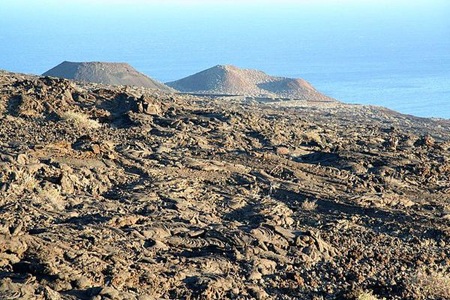 5 hòn đảo bí ẩn nguy hiểm nhất thế giới - 8 Làng ven biển trên đảo El Hierro