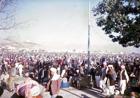 Hình ảnh gây kinh ngạc về "đất nước bất hạnh"- Afghanistan - 28 Trẻ em Afghanistan.