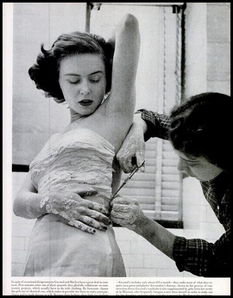 Dù bận rộn thế nào cũng không thể để mất vẻ duyên dáng, nữ tính.