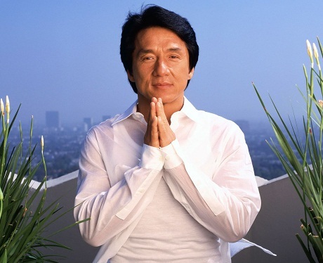 Thành Long bị phản ứng khi mong các quốc gia khác gặp thảm họa