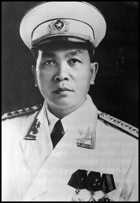 Những tư liệu quý giá về Tướng Giáp - 15 Bức ảnh chụp ngày 15/2/1968 ghi lại chân dung Đại tướng Võ Nguyên Giáp ở tuổi 57. (Ảnh: TTXVN)
