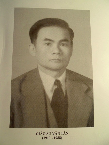 Giới sử gia tưởng nhớ cây đại thụ của nền sử học nước nhà