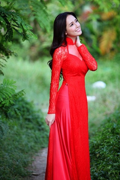 Ai xứng đáng là “hoa hậu” áo dài? - 2 Thùy Dung: Hoa hậu Việt Nam 2008