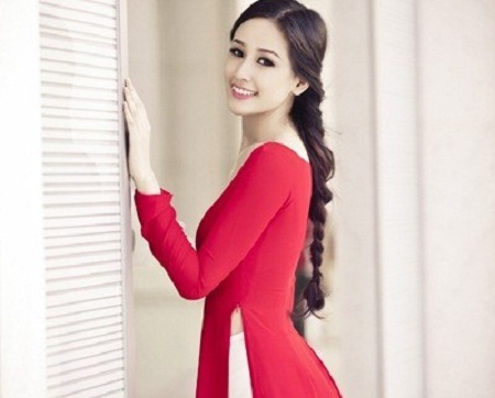 Ai xứng đáng là “hoa hậu” áo dài? - 4 Thùy Dung: Hoa hậu Việt Nam 2008