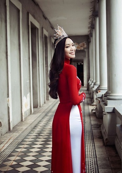 Ai xứng đáng là “hoa hậu” áo dài? - 6 Ngọc Hân: Hoa hậu Việt Nam 2010
