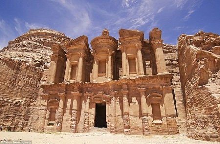 Thăm lại những phim trường lừng danh thế giới - 2 Thăm lại những phim trường lừng danh thế giới