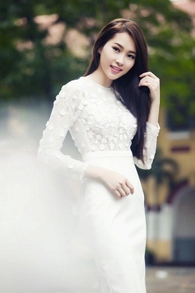 Ai xứng đáng là “hoa hậu” áo dài? - 20 Theo