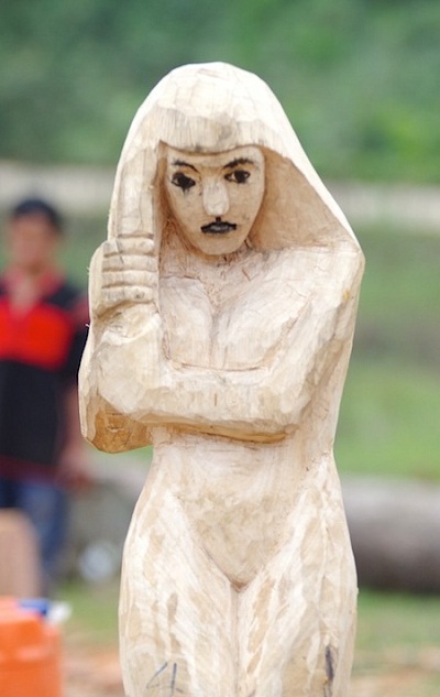 Những bức tượng nhà mồ “ngập” hồn ở Hà Nội - 11 Những bức tượng nhà mồ “ngập” hồn ở Hà Nội