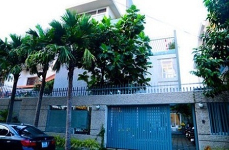 Những nữ đại gia đích thực trong showbiz Việt - 1 Ngôi nhà thanh lịch của Ngọc Ánh tại Q2.