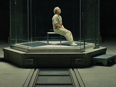 Lật tẩy "chiêu trò cũ" trong phim bom tấn Hollywood - 5 “Skyfall” (Tử địa - 2012).