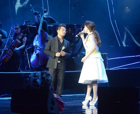 Hình ảnh về đêm nhạc đắt vé ở Hà Nội