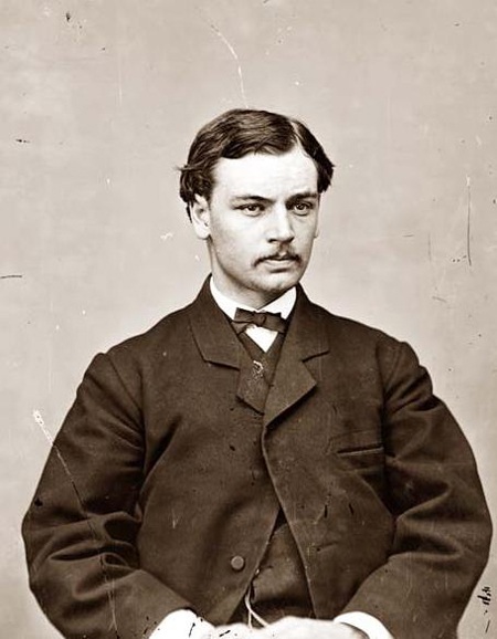 Sự trùng hợp kỳ lạ trong vụ ám sát tổng thống Lincoln - 1 Chân dung Robert Todd Lincoln là con trai đầu của tổng thống Abraham Lincoln.