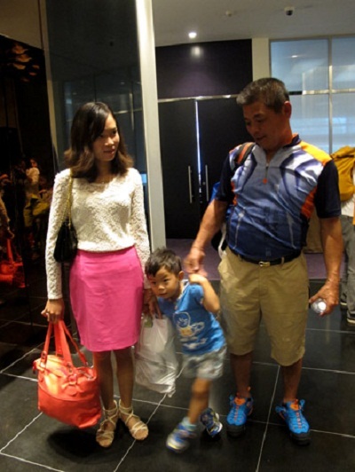 Cô dâu Việt xứ “kim chi”: Nỗi niềm hai tiếng quê hương - 2 Được trở về thăm quê là niềm vui của các cô dâu Việt