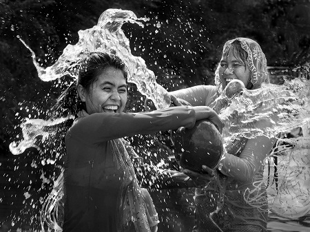 “Đôi bạn” - Tác giả Trần Thị Tuyết Mai (Việt Nam) - Huy chương Đồng FIAP