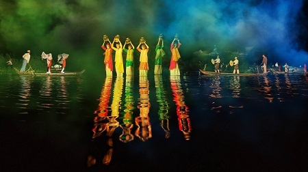 “Múa nước mừng ngày hội Chăm” - Tác giả Võ Văn Kiên (Việt Nam) - Giải Khuyến khích VAPA