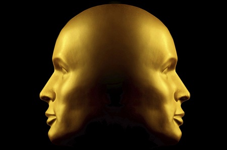 5 tập tục đón năm mới kỳ lạ nhất thế giới