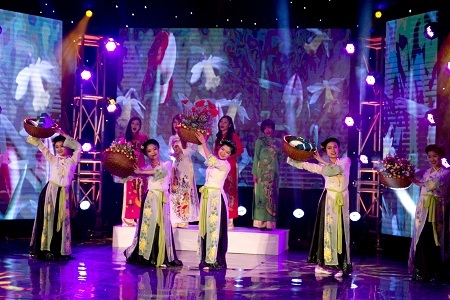 Đón khoảnh khắc chuyển giao năm mới cùng “Xuân đã về”