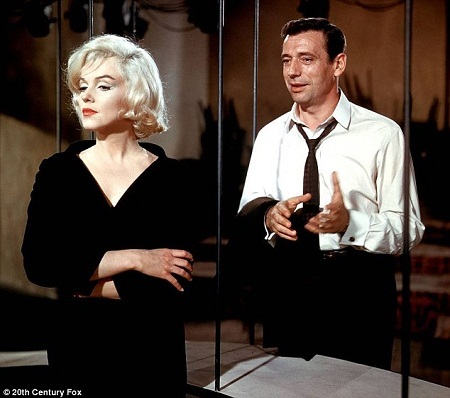 Marilyn Monroe và Yves Montand được cho là đã “cảm nắng” trên phim trường “Let’s Make Love”.