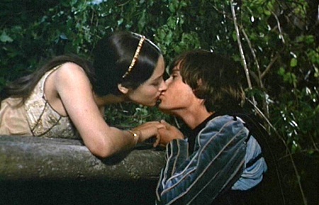 Những nụ hôn “kinh điển” của màn ảnh - 5 Những nụ hôn “kinh điển” của màn ảnh