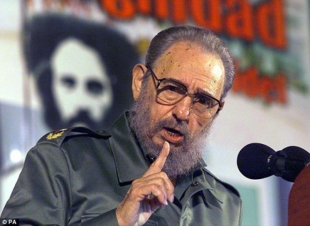 Chuyện tình kỳ lạ của chủ tịch Cuba Fidel Castro - 4 Ông Fidel Castro trong một bức hình chụp năm 2008.