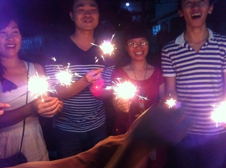 Độc giả cùng chia sẻ Tết Việt xa xứ