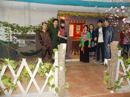 Độc giả cùng chia sẻ Tết Việt xa xứ