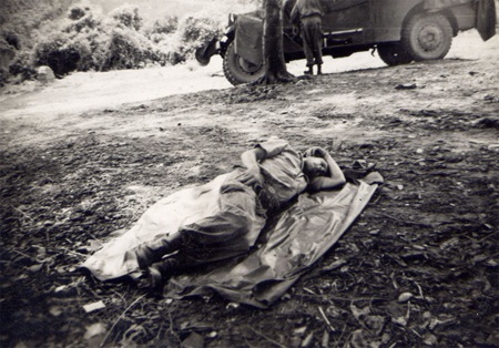 Lính Pháp ở Đông Dương những năm 1947-1949 - 10 Phút nghỉ trưa