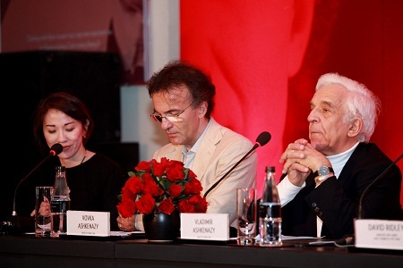 Giao lưu với hai nghệ sỹ dương cầm của Hòa nhạc Hennessy 18 - 5 Vovka Ashkenazy