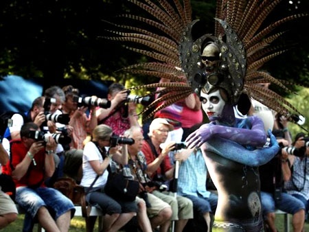 9 lễ hội khỏa thân trên khắp thế giới - 7 Lễ hội “Body Painting” Thế giới tổ chức ở Áo