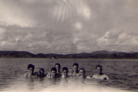 Lính Pháp ở Đông Dương những năm 1947-1949 - 6 Một buổi bơi sông.