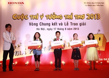 Hình ảnh từ cuộc thi Ý tưởng trẻ thơ năm 2013.