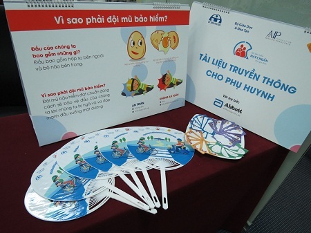 Mũ bảo hiểm đạt chuẩn cho gia đình