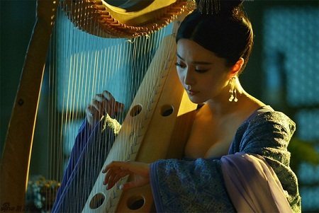 Phạm Băng Băng đẹp “mê hồn” trong vai Dương Quý Phi - 3 Phạm Băng Băng đẹp “mê hồn” trong vai Dương Quý Phi