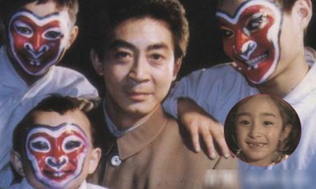 Những vai diễn “thất bại” của Lục Tiểu Linh Đồng - 14 “Khỉ con” (1993)