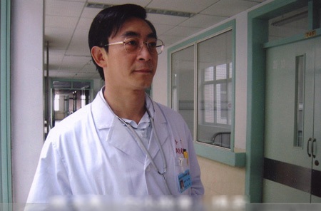 Những vai diễn “thất bại” của Lục Tiểu Linh Đồng - 10 “Tuổi trẻ sám hối” (2004)