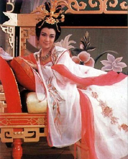 Mỹ nhân nào đẹp nhất trong các mỹ nhân? - 23 Phùng Bảo Bảo (1986):