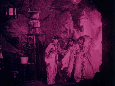 Bất ngờ tìm thấy bản phim “Tây Du Ký” sản xuất từ năm 1927 - 4 Bích Ngọc