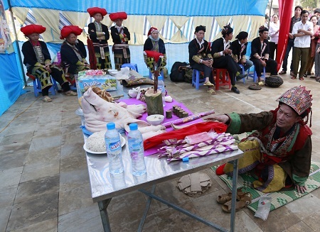 Chuẩn bị cho nghi lễ cấp sắc